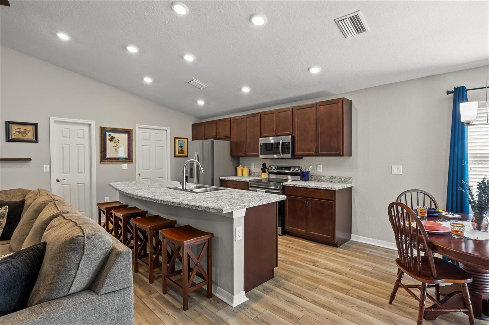 2008 NOBLE DR, DAVENPORT, FL, 33837