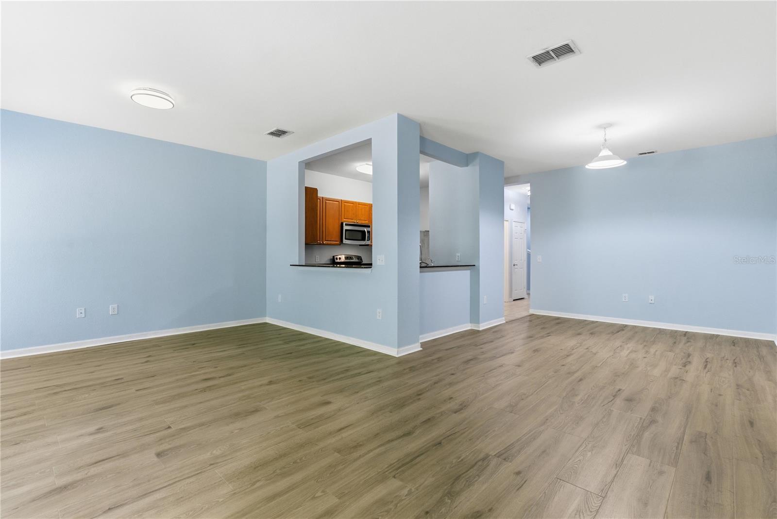 8208 DOWNPATRICK CT, TAMPA, FL, 33610