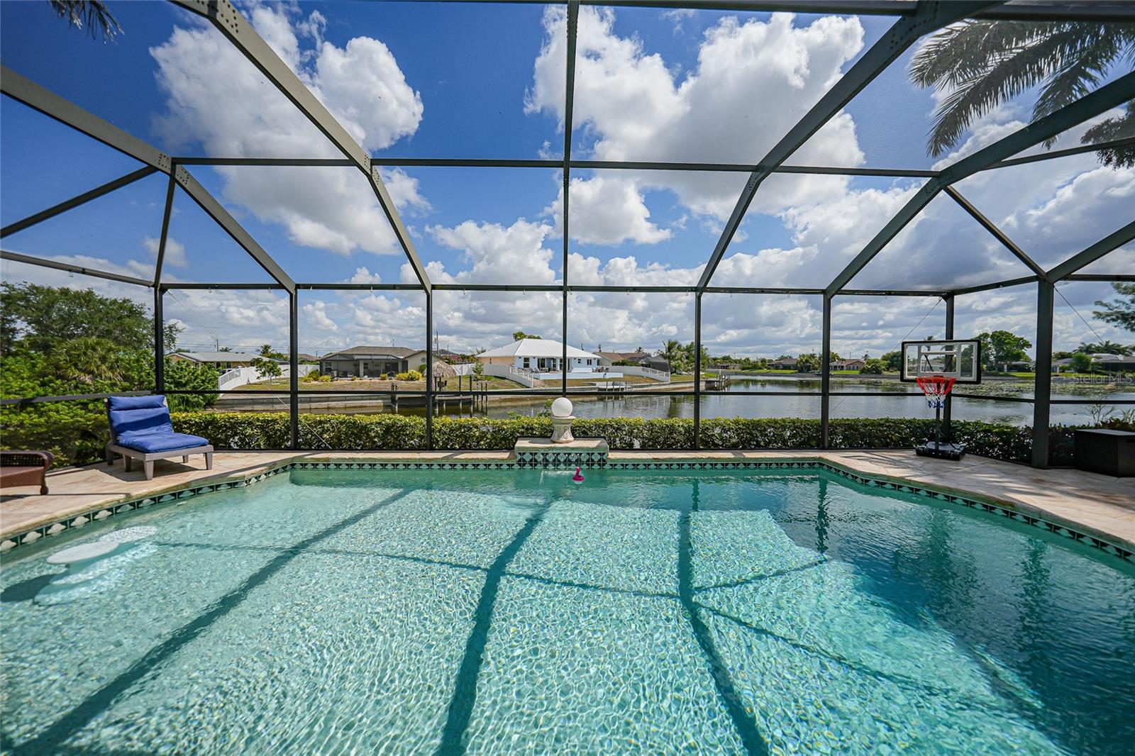515 GLEASON PKWY, CAPE CORAL, FL, 33914
