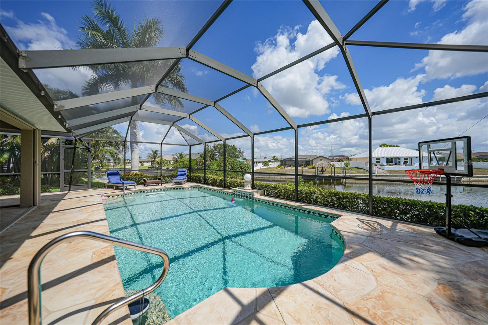 515 GLEASON PKWY, CAPE CORAL, FL, 33914
