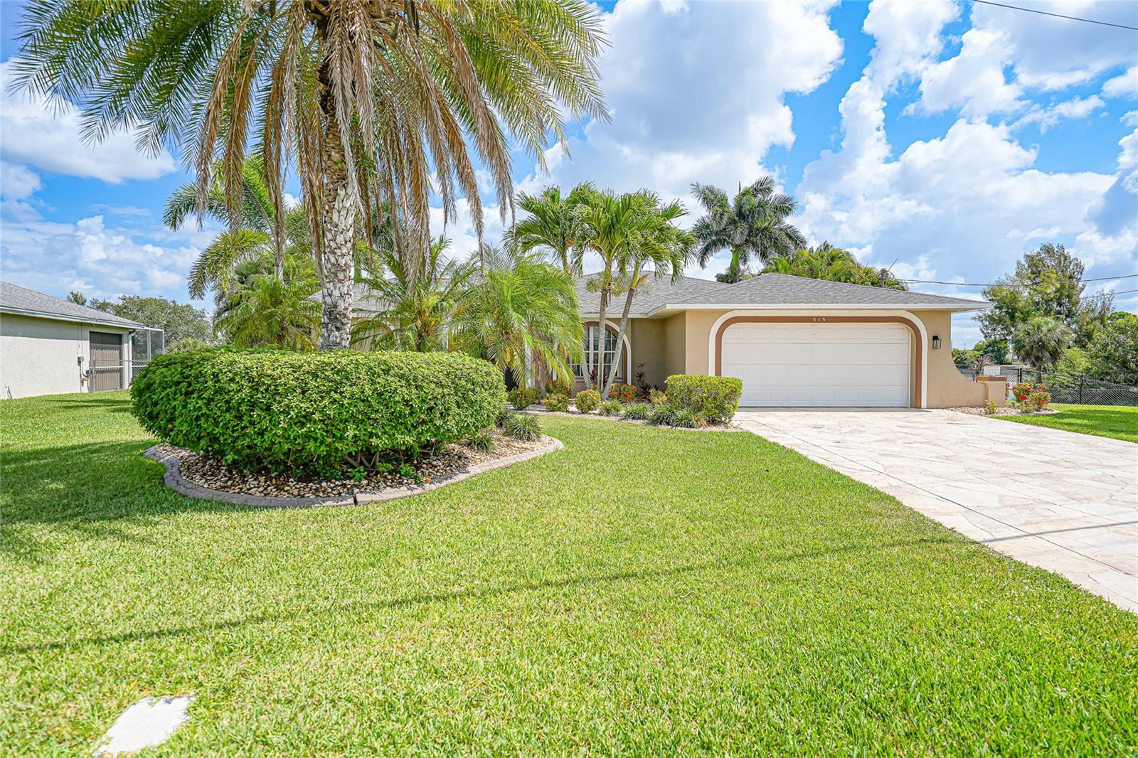 515 GLEASON PKWY, CAPE CORAL, FL, 33914