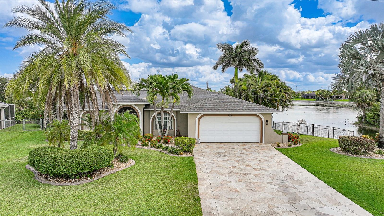 515 GLEASON PKWY, CAPE CORAL, FL, 33914