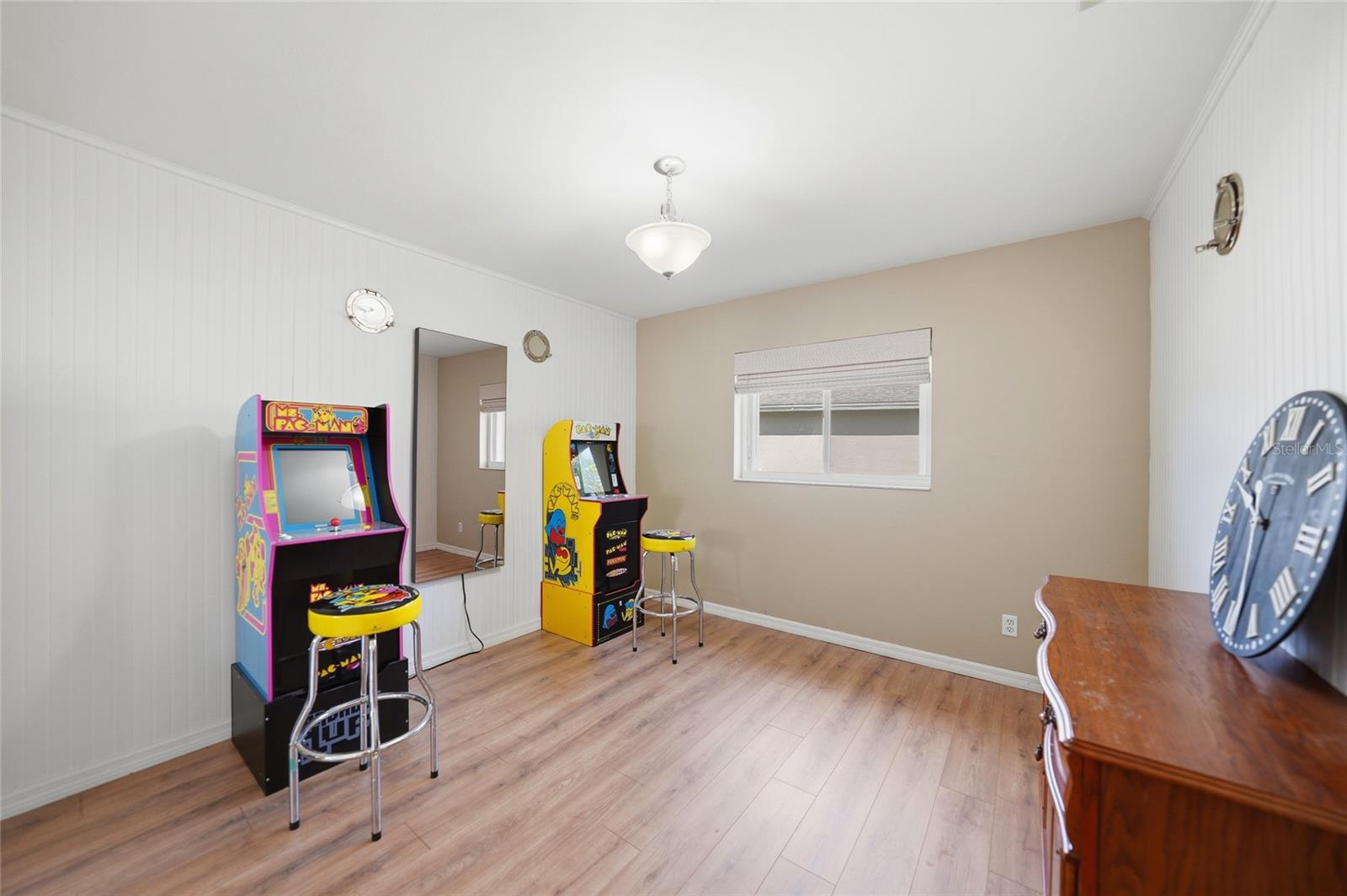 515 GLEASON PKWY, CAPE CORAL, FL, 33914