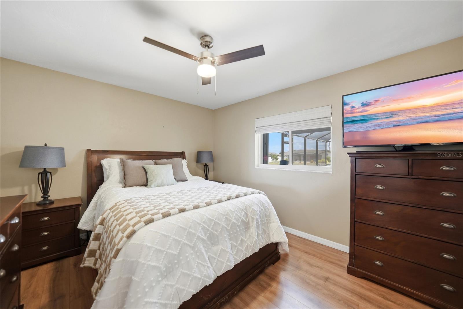 515 GLEASON PKWY, CAPE CORAL, FL, 33914