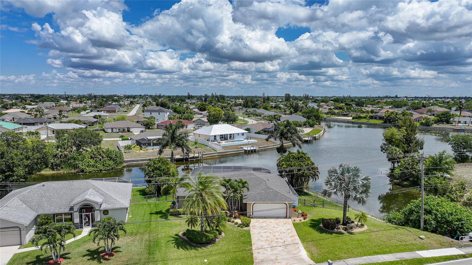 515 GLEASON PKWY, CAPE CORAL, FL, 33914