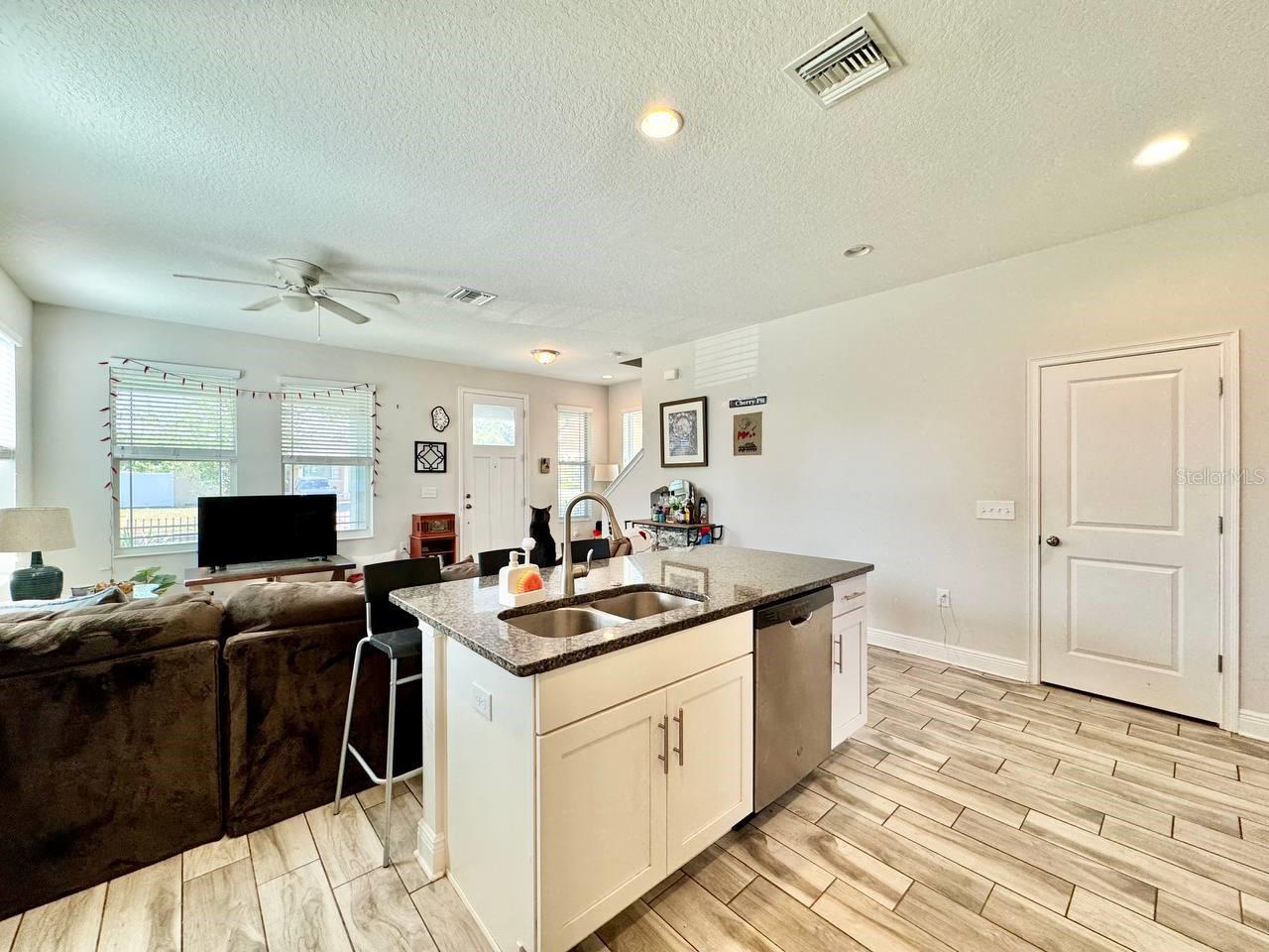 2951 W CHERRY ST, TAMPA, FL, 33607