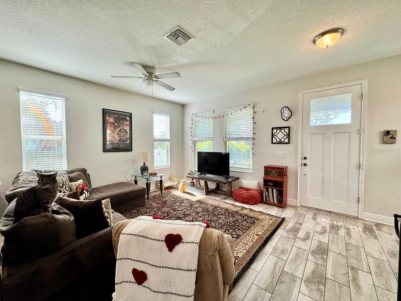 2951 W CHERRY ST, TAMPA, FL, 33607