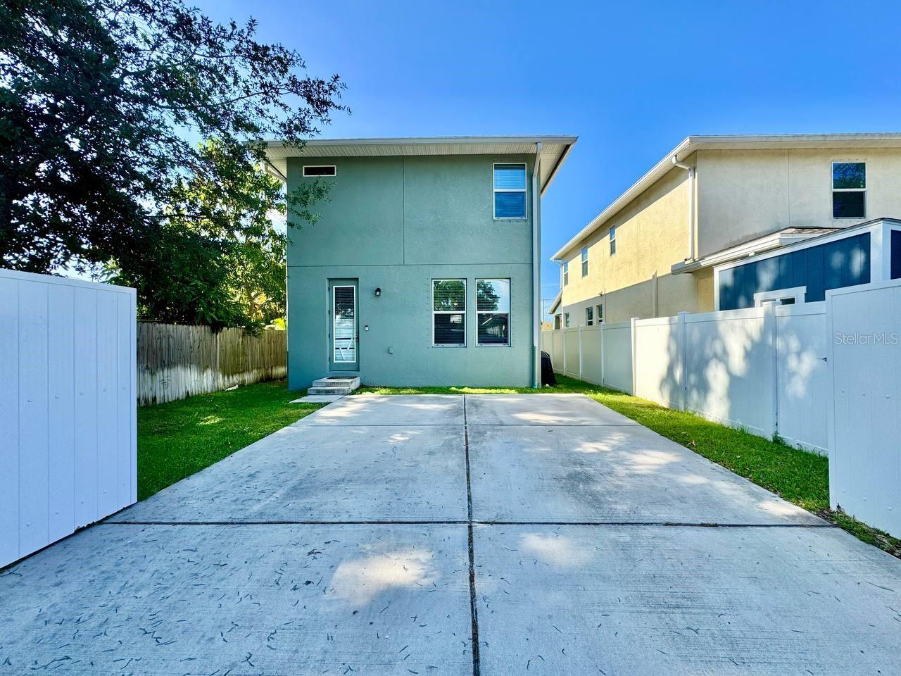 2951 W CHERRY ST, TAMPA, FL, 33607