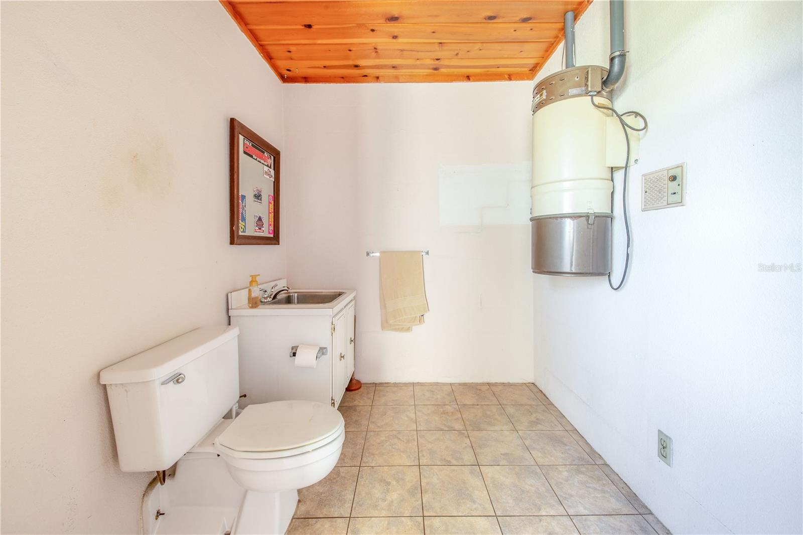 1212 W LAKE BUCKEYE DR, WINTER HAVEN, FL, 33881