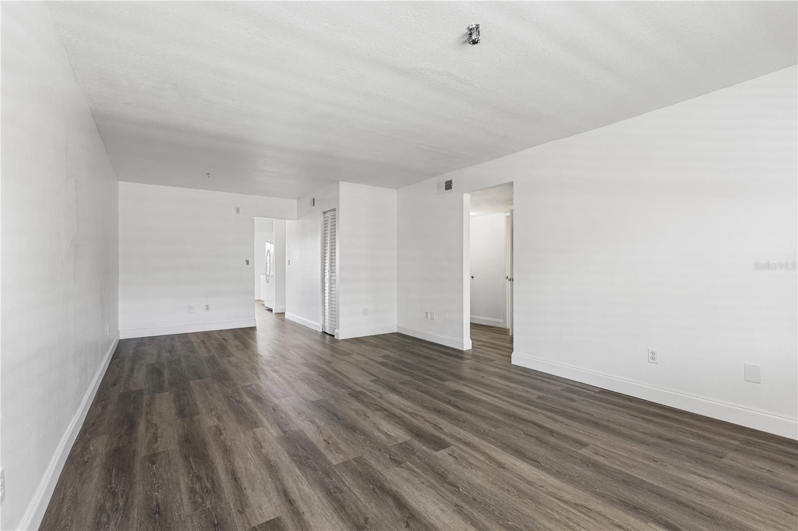 5080 LOCUST ST NE #322, ST PETERSBURG, FL, 33703