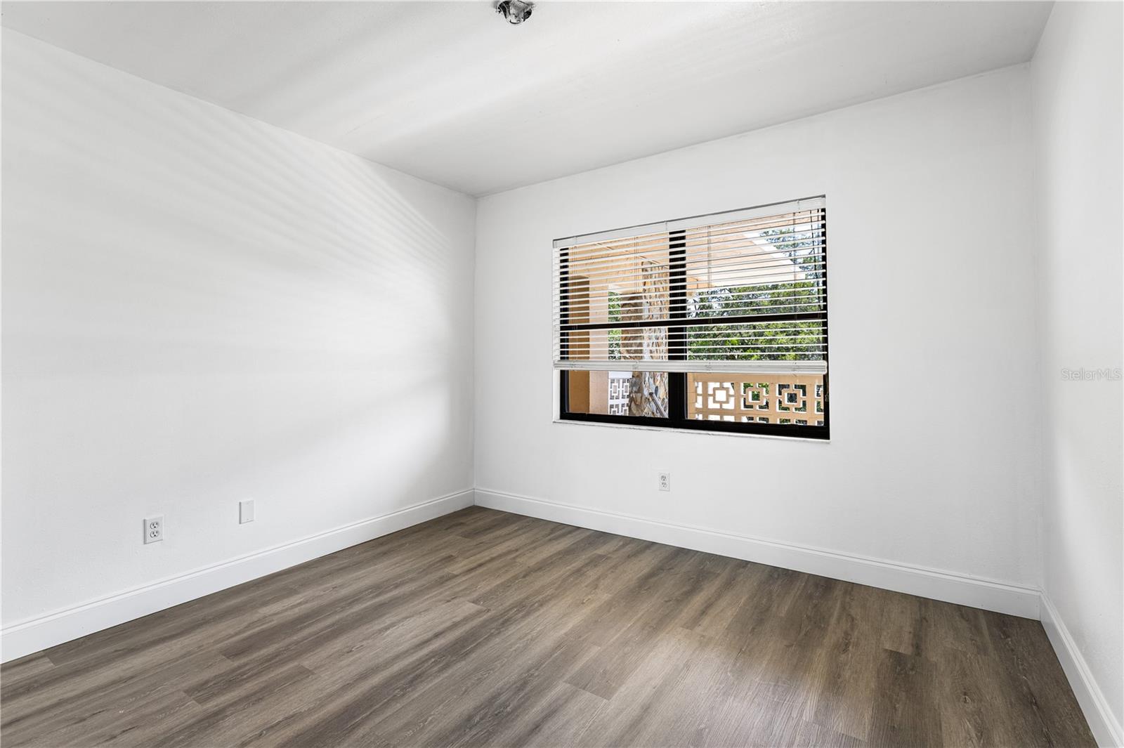 5080 LOCUST ST NE #322, ST PETERSBURG, FL, 33703