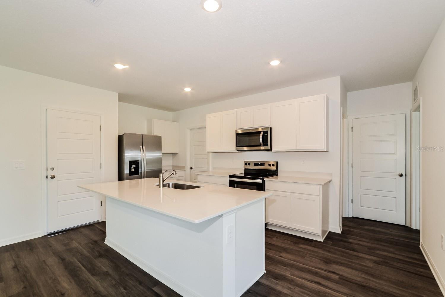3443 NETTLE LOOP, TAVARES, FL, 32778