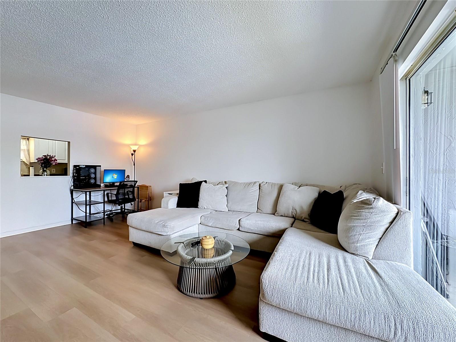 5507 FOUNTAIN LAKE CIR #B206, BRADENTON, FL, 34207