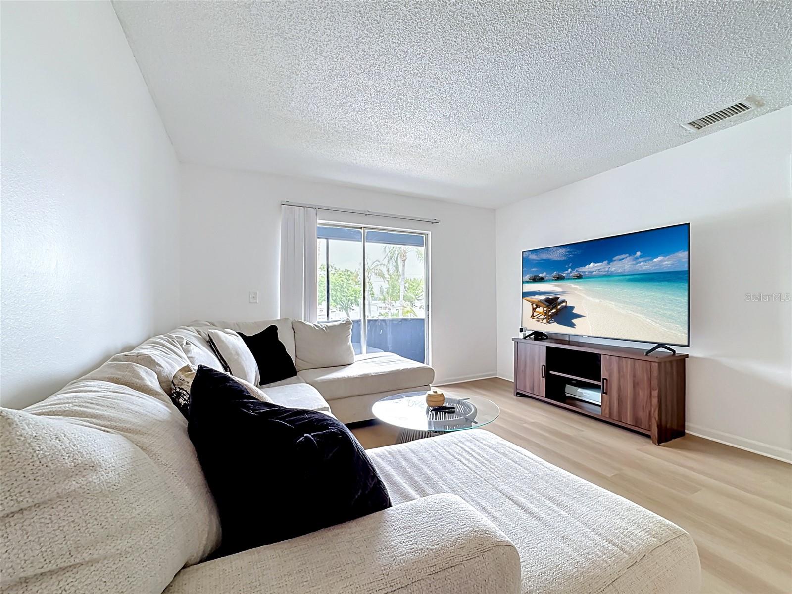 5507 FOUNTAIN LAKE CIR #B206, BRADENTON, FL, 34207