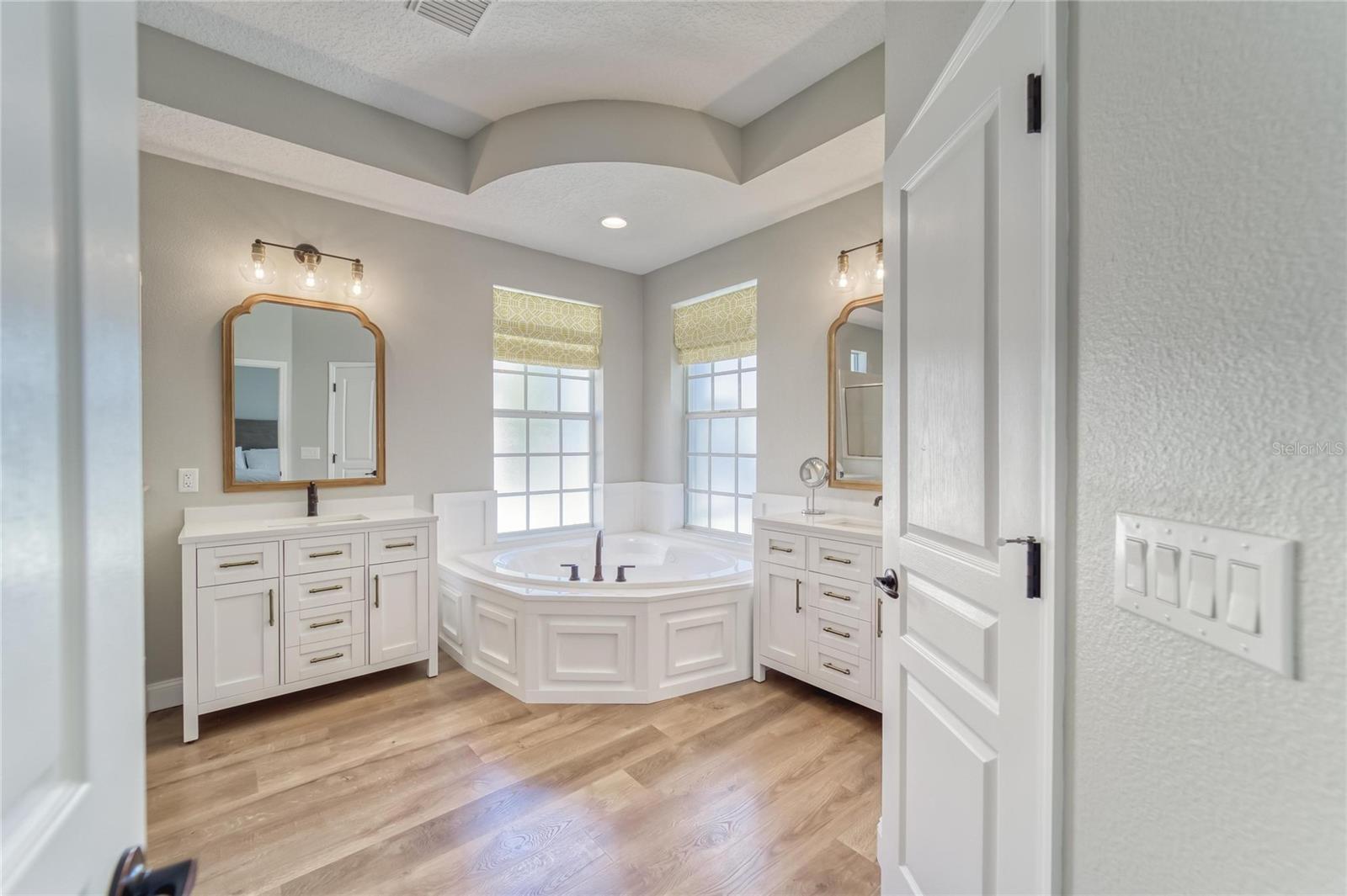 5225 BRIGHTON SHORE DR, APOLLO BEACH, FL, 33572