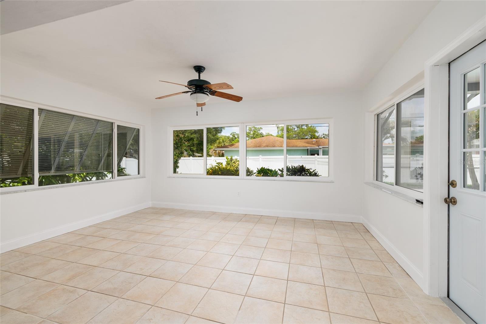 1732 EMERALD DR, CLEARWATER, FL, 33756
