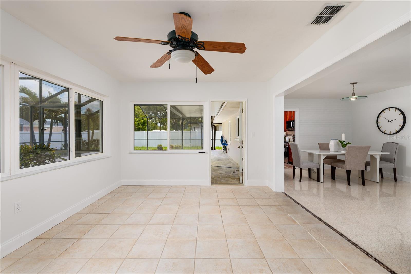 1732 EMERALD DR, CLEARWATER, FL, 33756