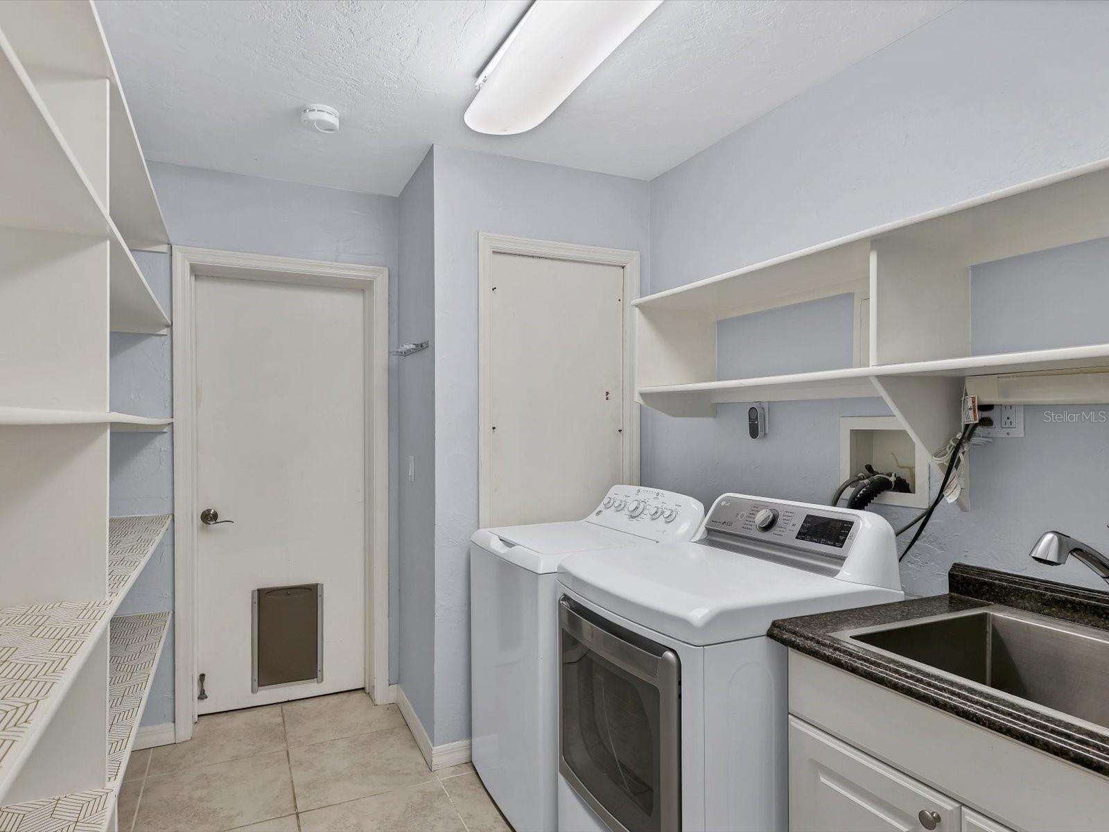 3424 TANGLEWOOD DR, SARASOTA, FL, 34239