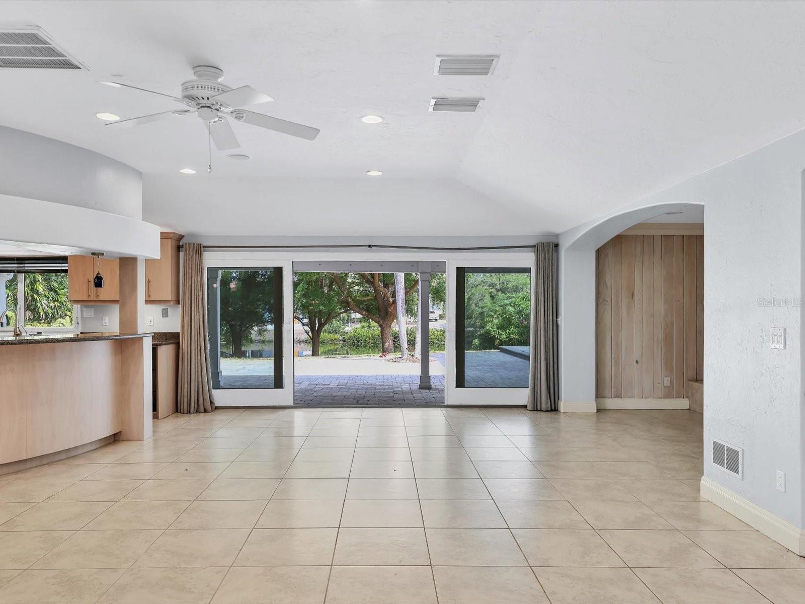 3424 TANGLEWOOD DR, SARASOTA, FL, 34239
