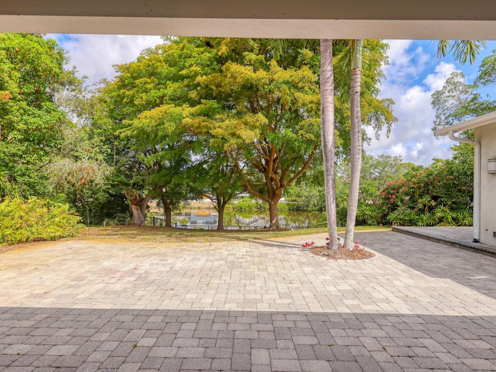 3424 TANGLEWOOD DR, SARASOTA, FL, 34239