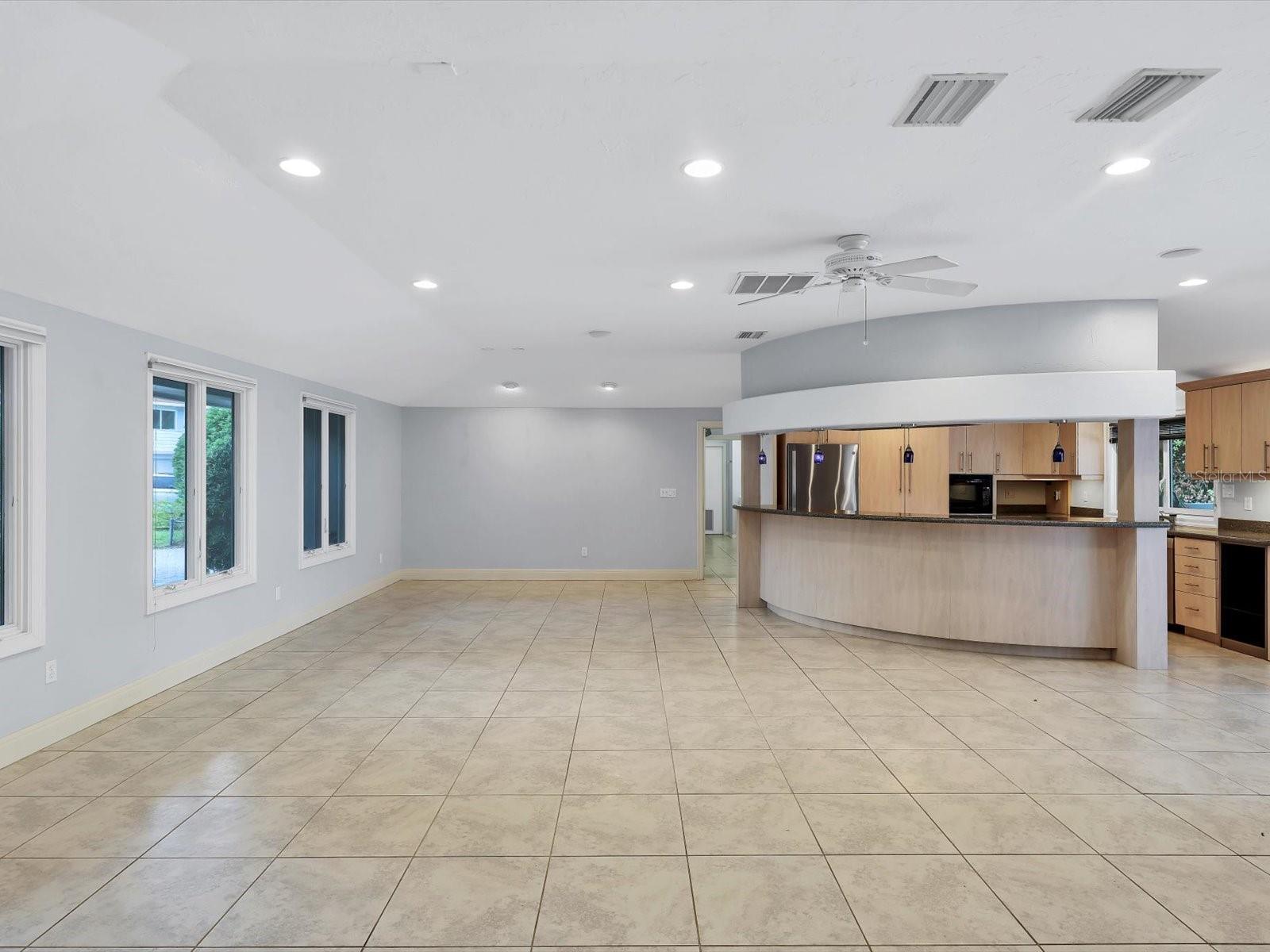 3424 TANGLEWOOD DR, SARASOTA, FL, 34239