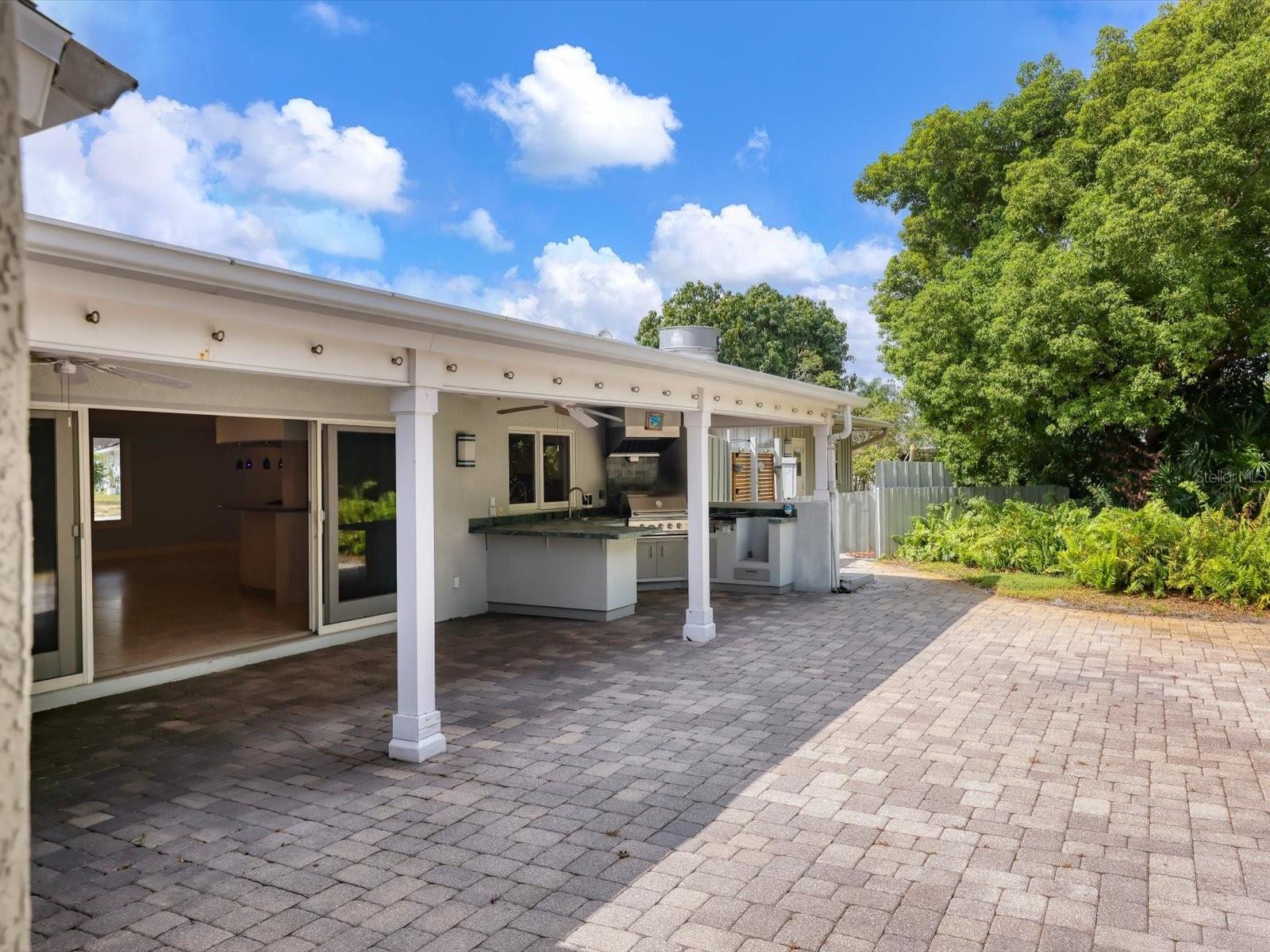 3424 TANGLEWOOD DR, SARASOTA, FL, 34239