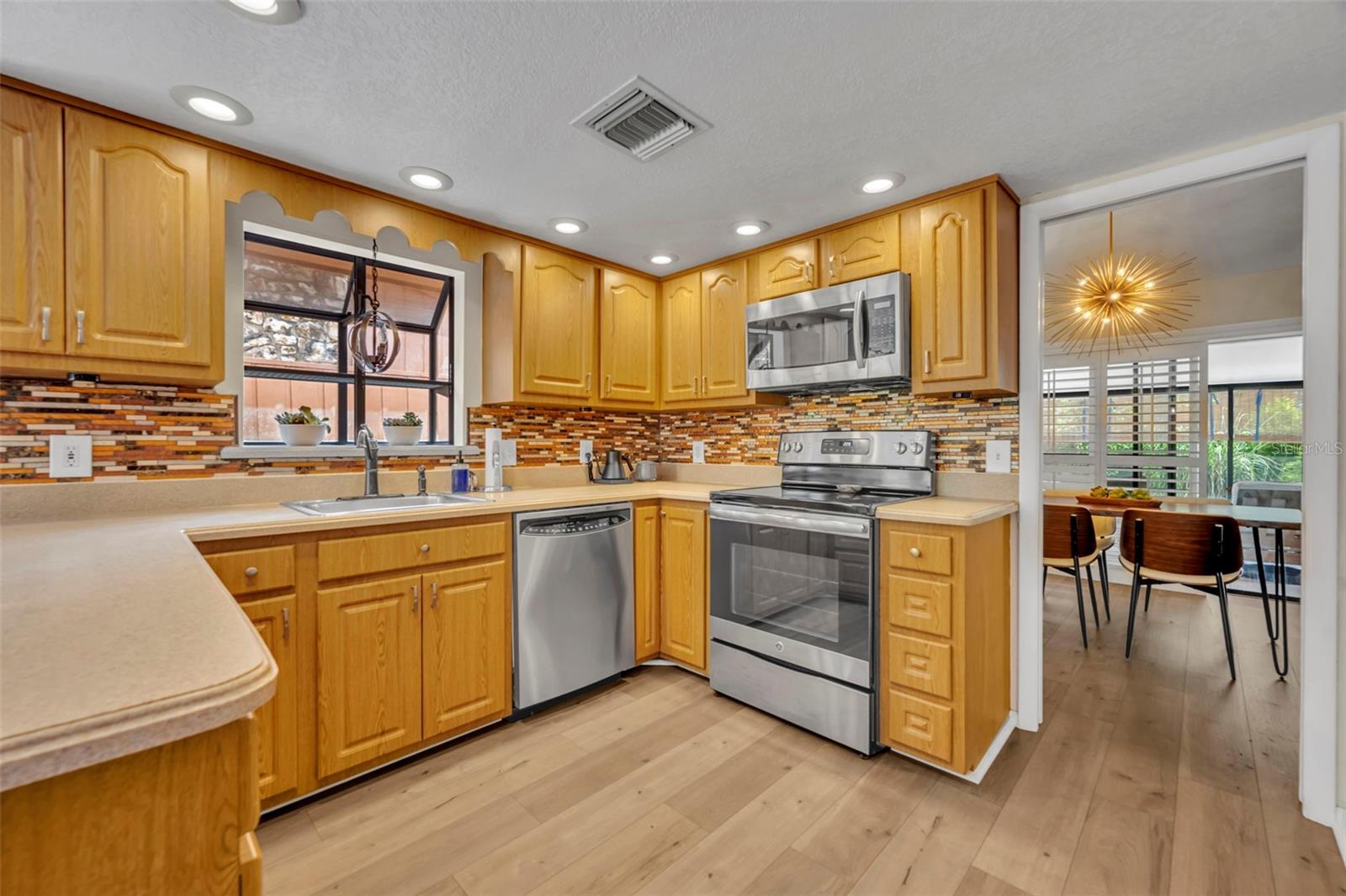 104 OAKS CT, SANFORD, FL, 32771