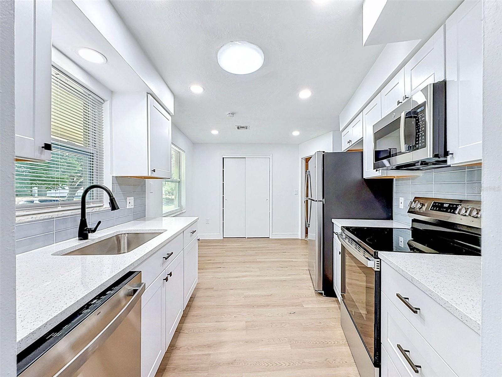 850 KAREN ST, PALM HARBOR, FL, 34683
