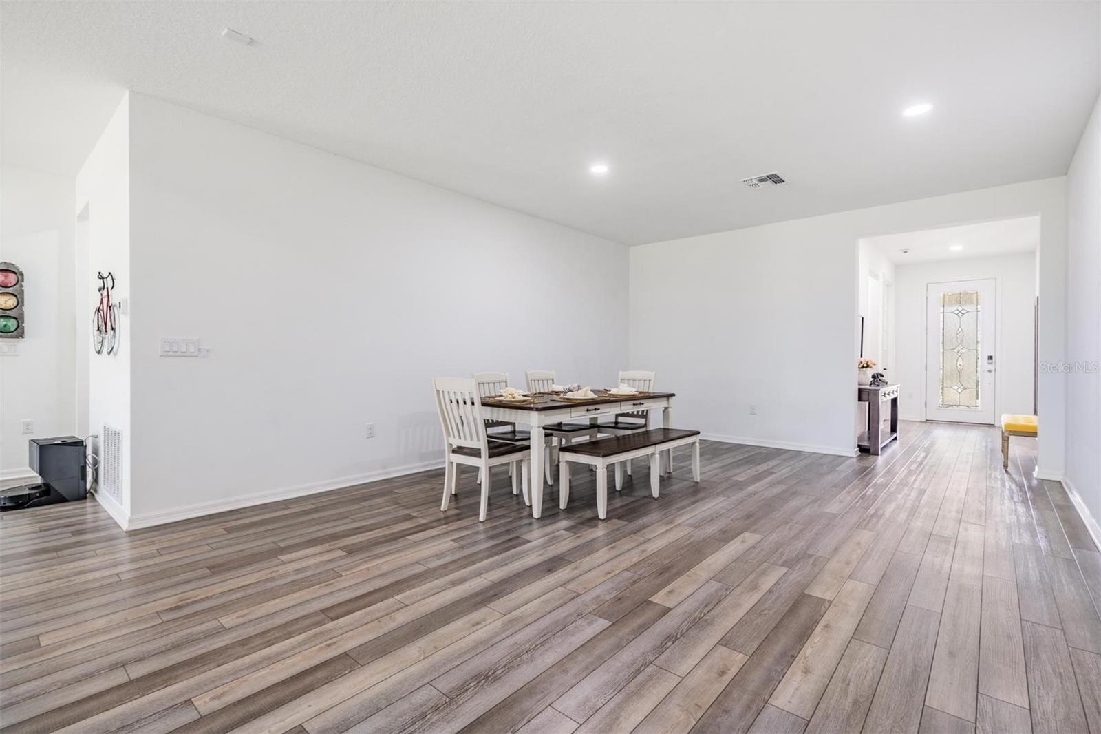 9405 IBIS GROVE BLVD, WESLEY CHAPEL, FL, 33545