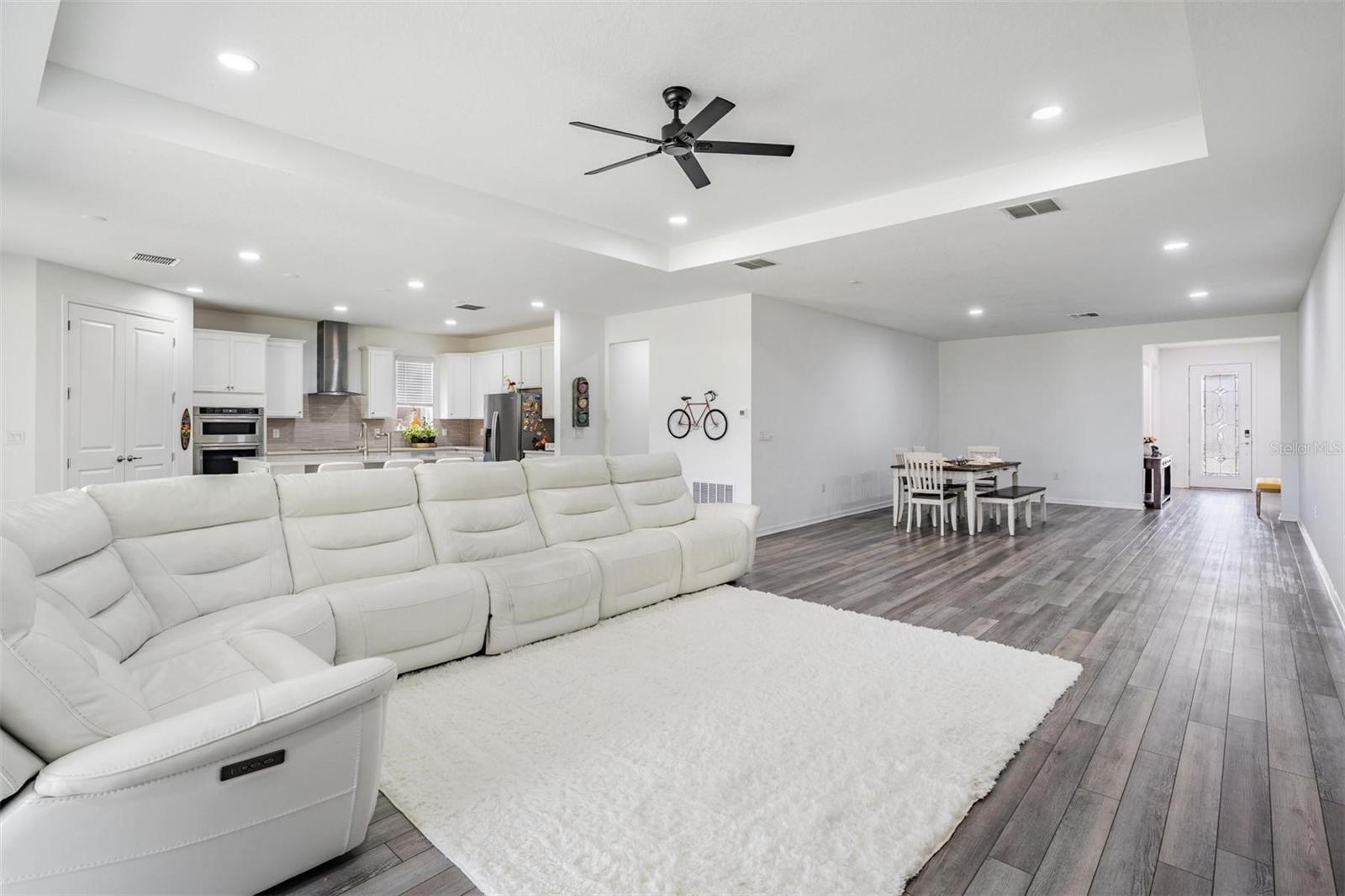 9405 IBIS GROVE BLVD, WESLEY CHAPEL, FL, 33545
