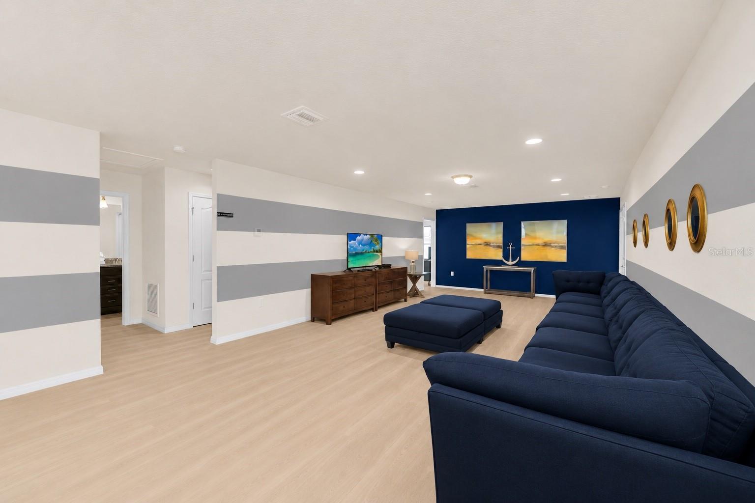 8887 MENTON LOOP, KISSIMMEE, FL, 34747