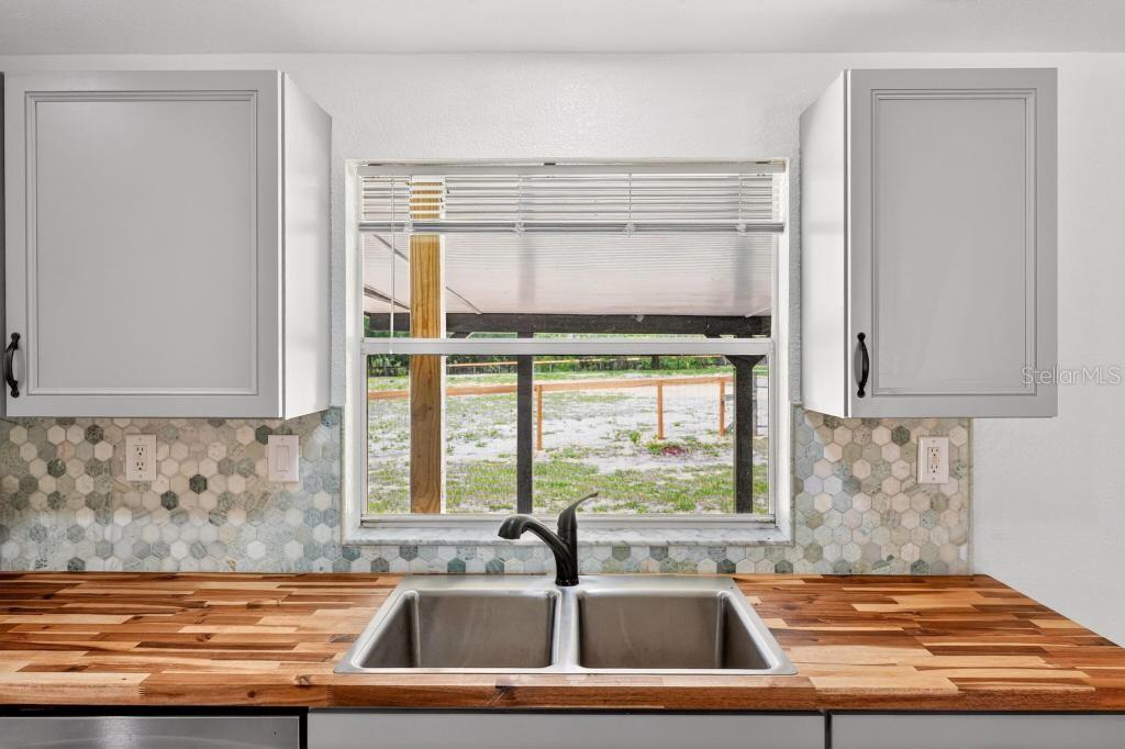 40100 JIM SCOTTS RD, LEESBURG, FL, 34788