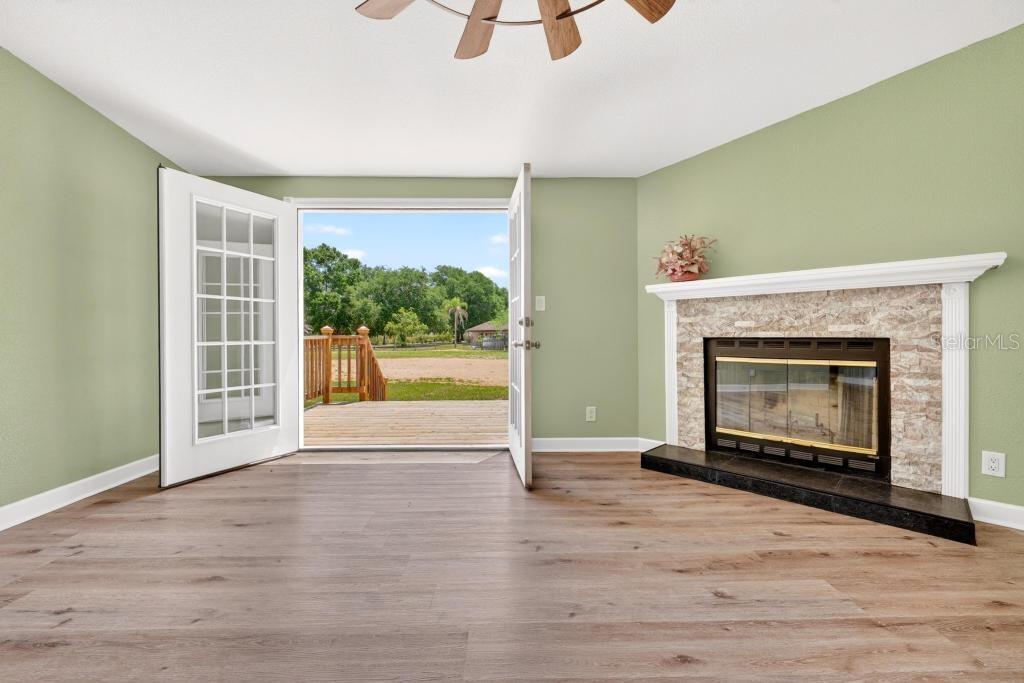 40100 JIM SCOTTS RD, LEESBURG, FL, 34788