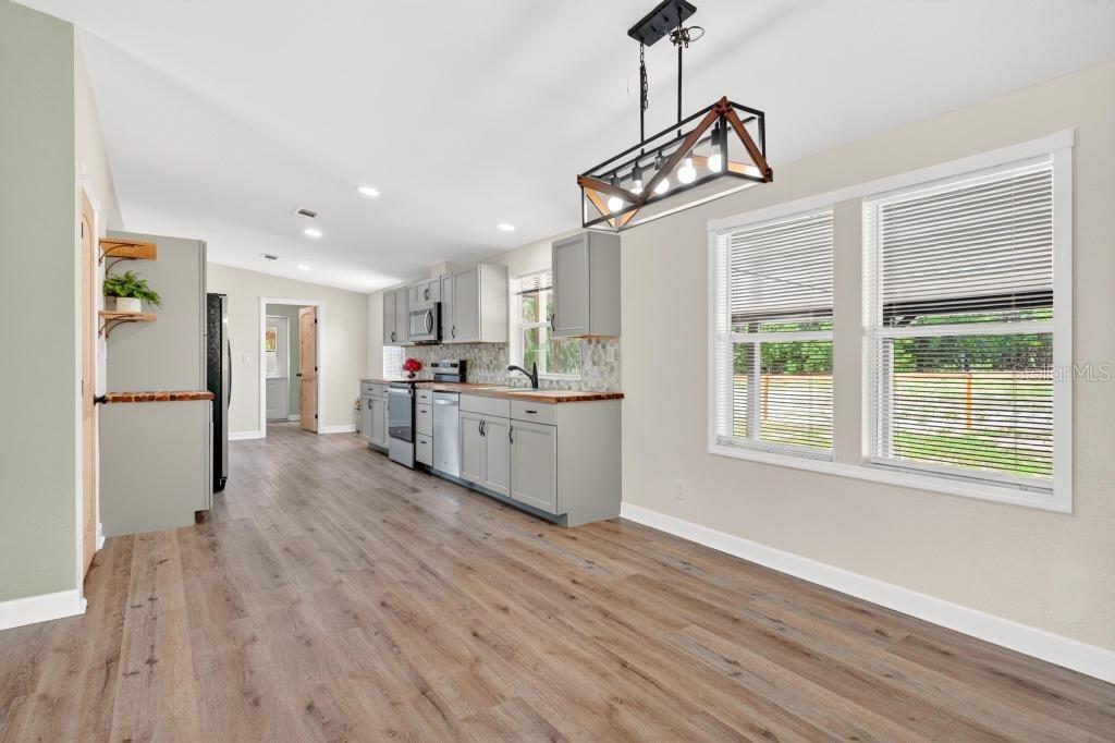 40100 JIM SCOTTS RD, LEESBURG, FL, 34788