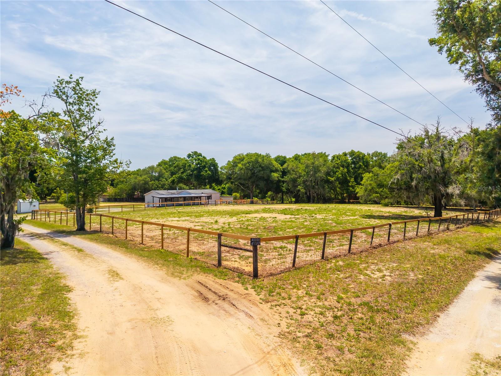 40100 JIM SCOTTS RD, LEESBURG, FL, 34788