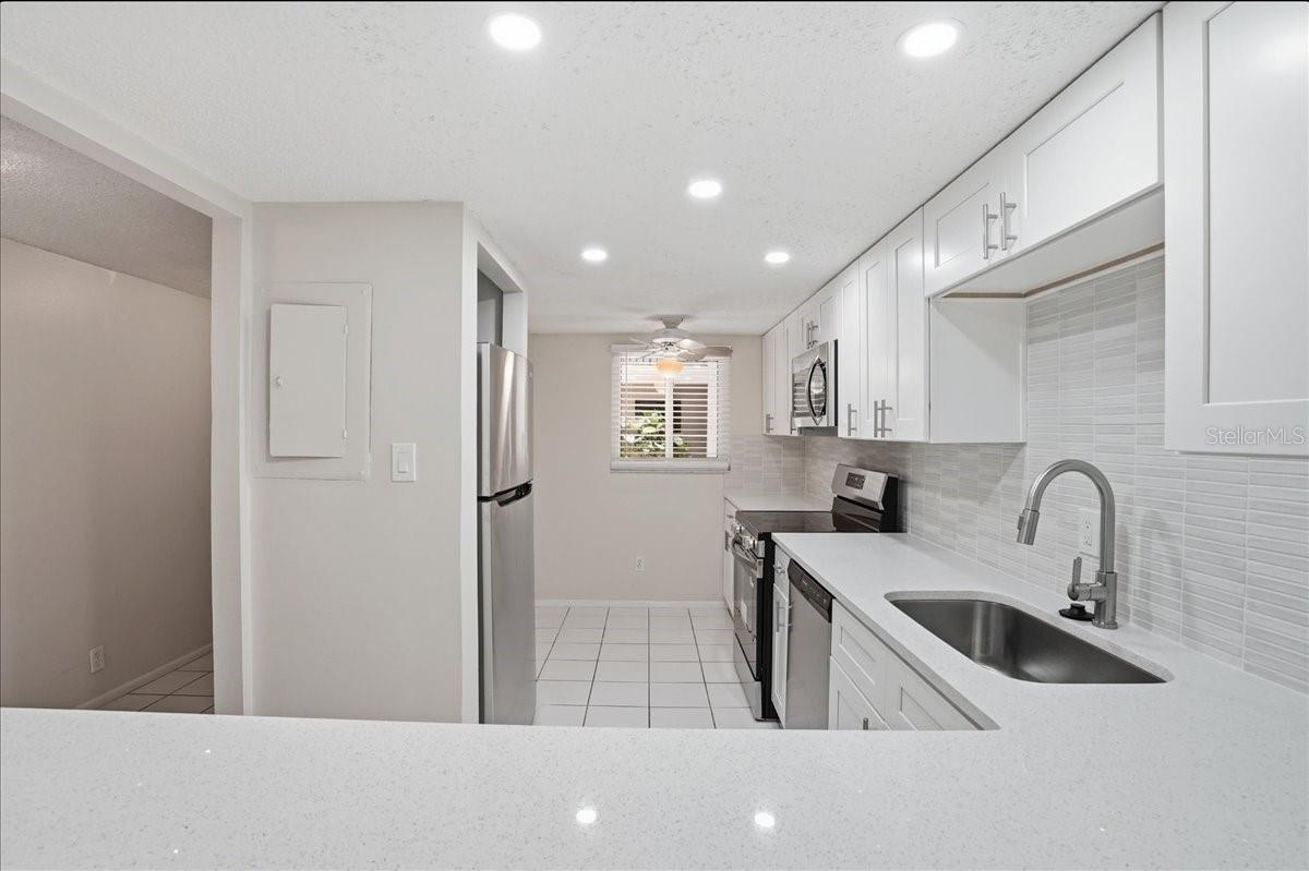 3700 S OSPREY AVE #115, SARASOTA, FL, 34239