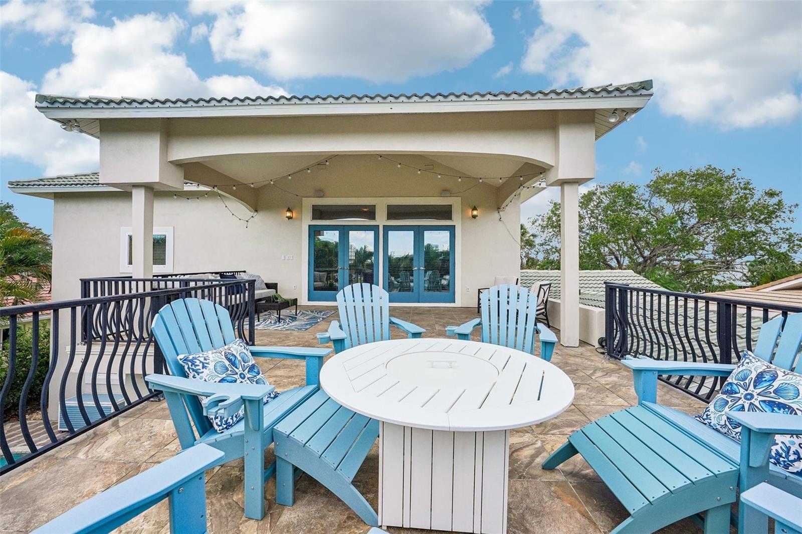 2032 MASSACHUSETTS AVE NE, ST PETERSBURG, FL, 33703