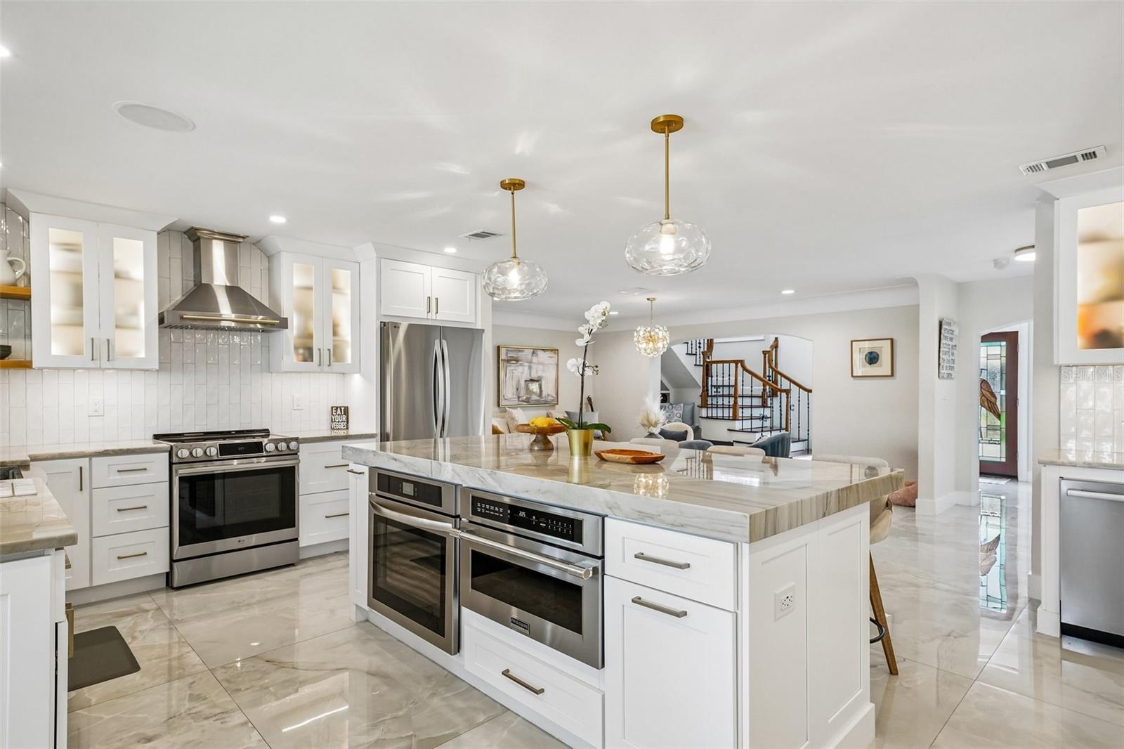 2032 MASSACHUSETTS AVE NE, ST PETERSBURG, FL, 33703