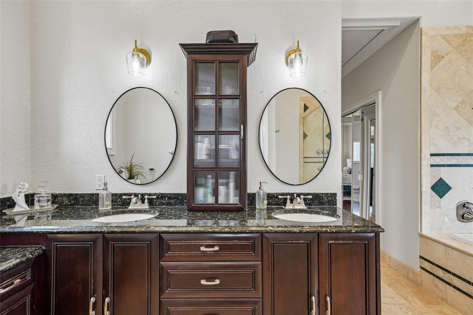 2032 MASSACHUSETTS AVE NE, ST PETERSBURG, FL, 33703