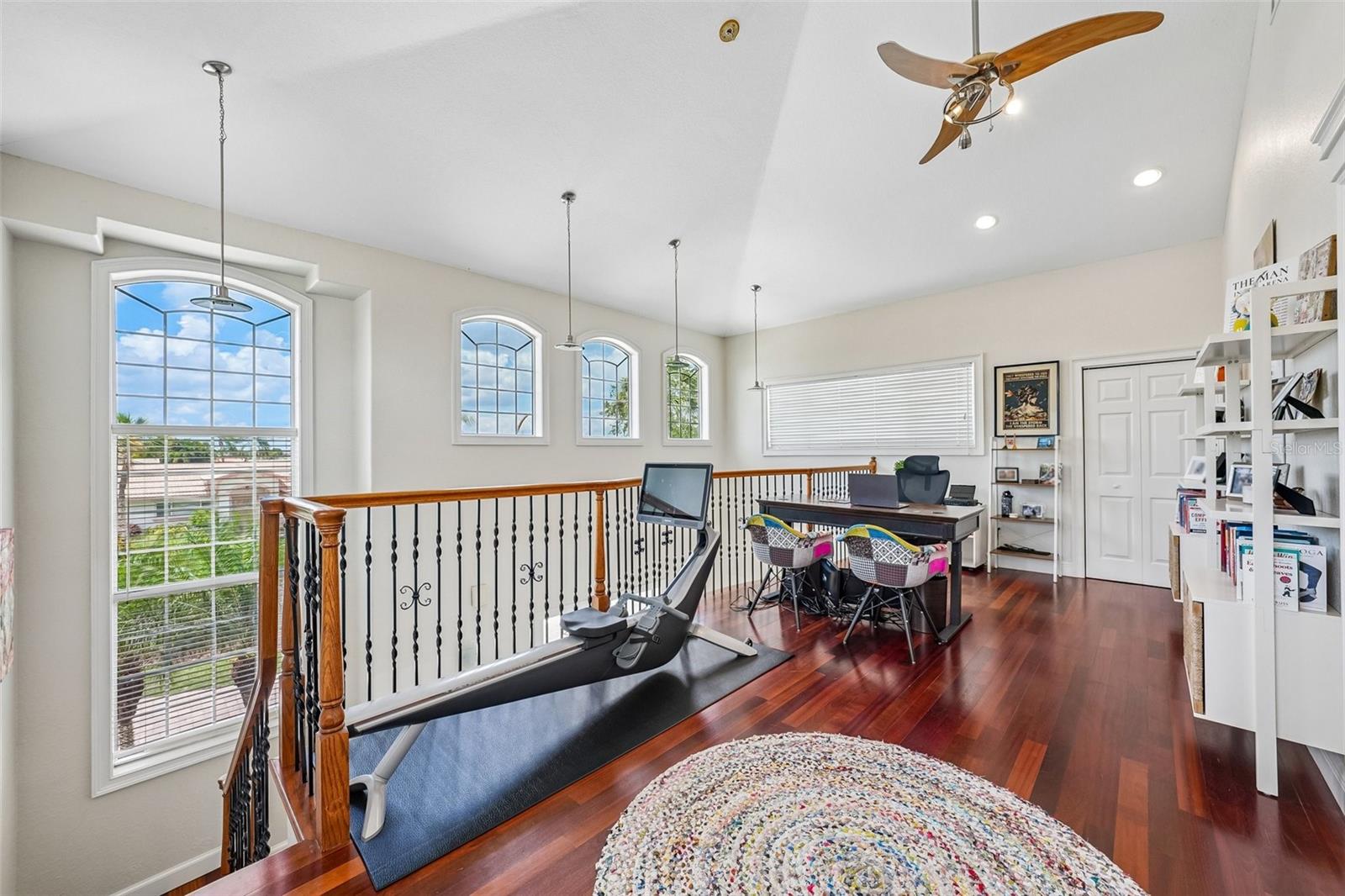 2032 MASSACHUSETTS AVE NE, ST PETERSBURG, FL, 33703