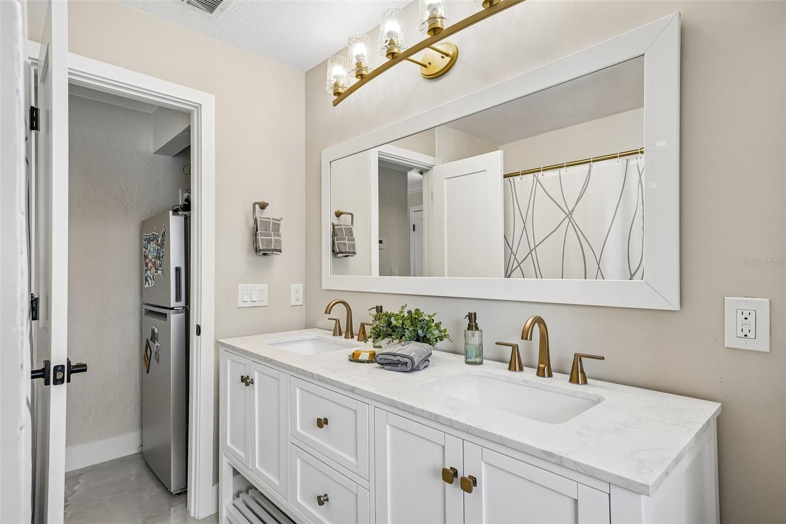 2032 MASSACHUSETTS AVE NE, ST PETERSBURG, FL, 33703