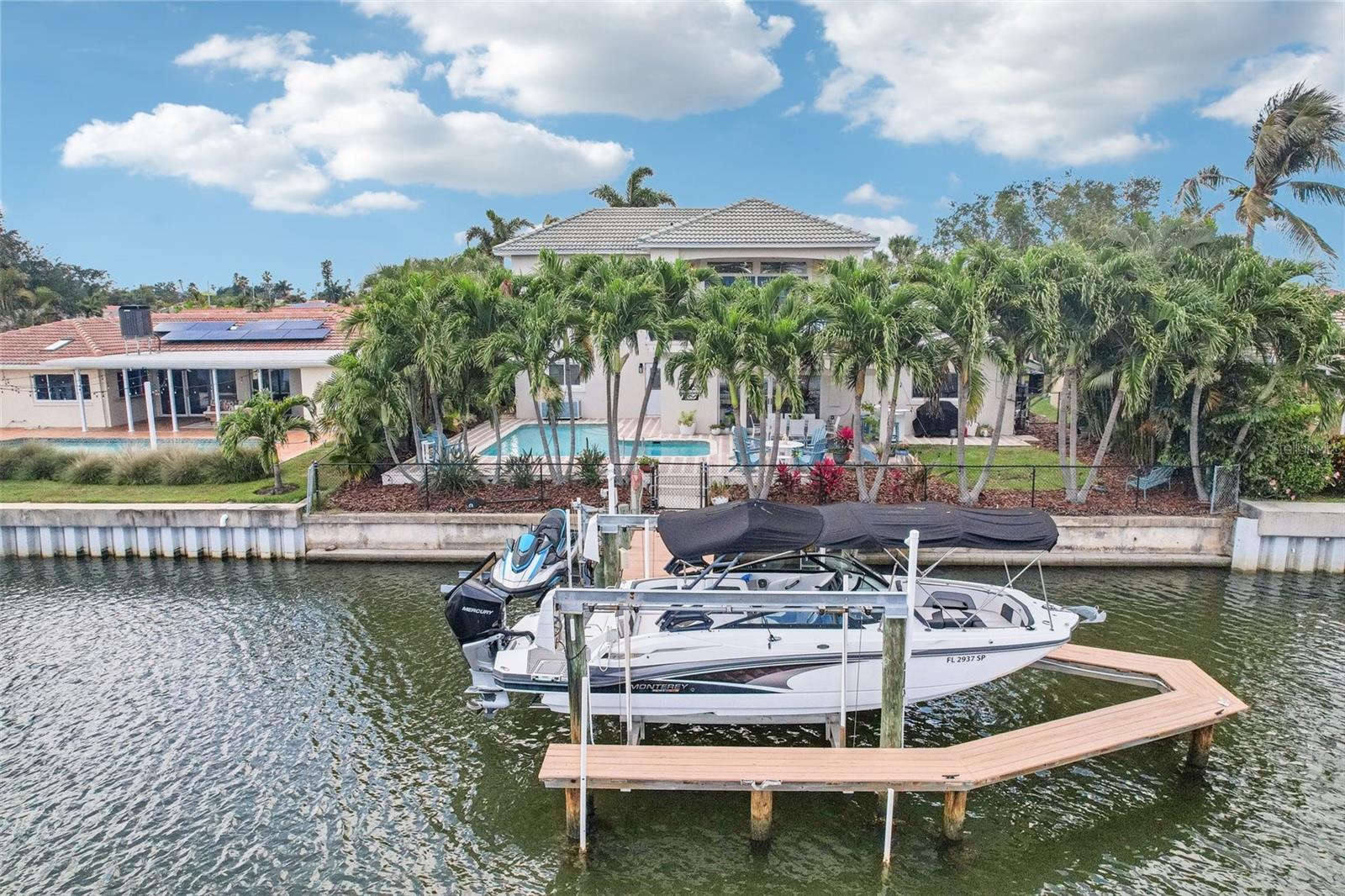 2032 MASSACHUSETTS AVE NE, ST PETERSBURG, FL, 33703