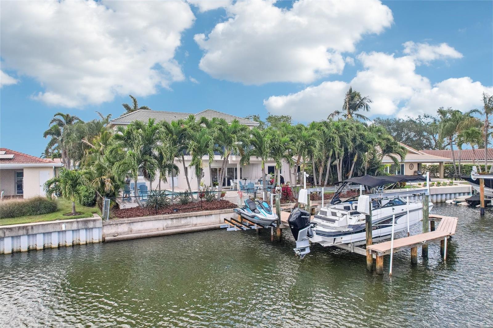 2032 MASSACHUSETTS AVE NE, ST PETERSBURG, FL, 33703