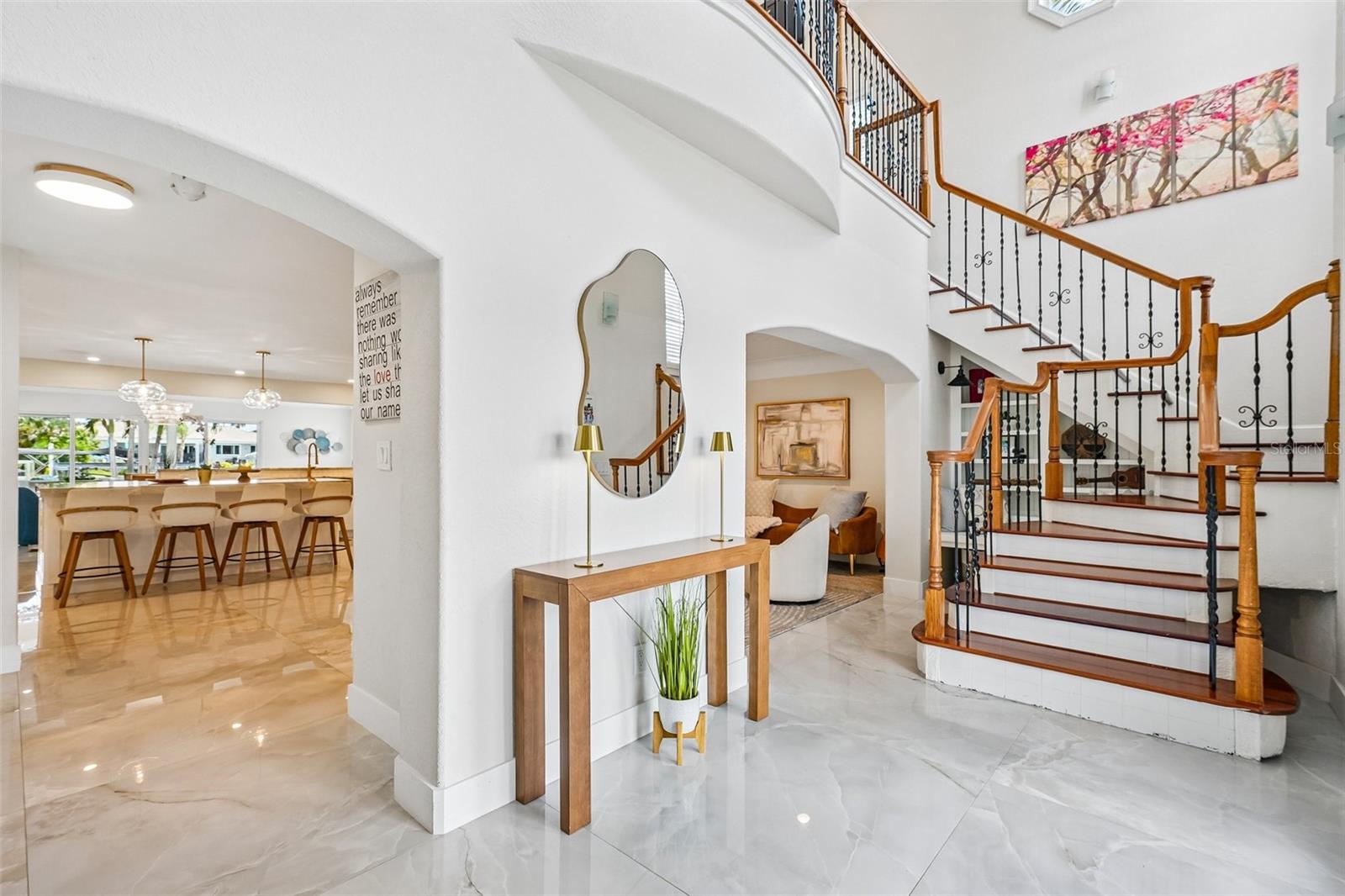 2032 MASSACHUSETTS AVE NE, ST PETERSBURG, FL, 33703