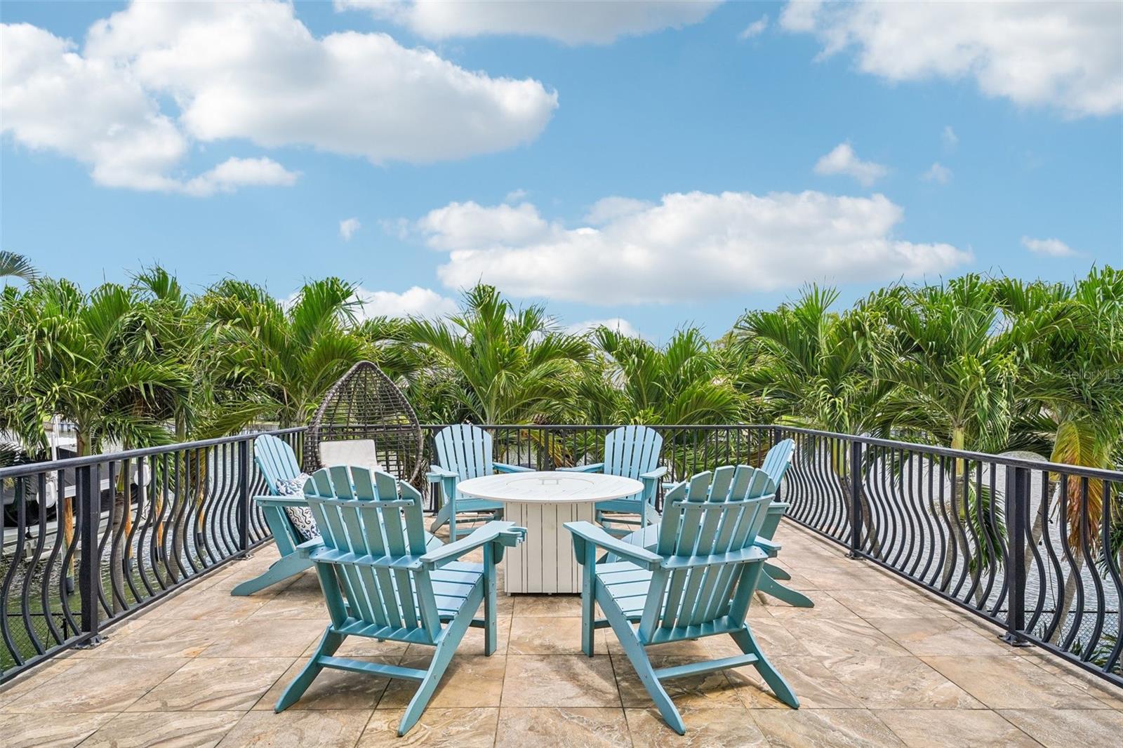 2032 MASSACHUSETTS AVE NE, ST PETERSBURG, FL, 33703