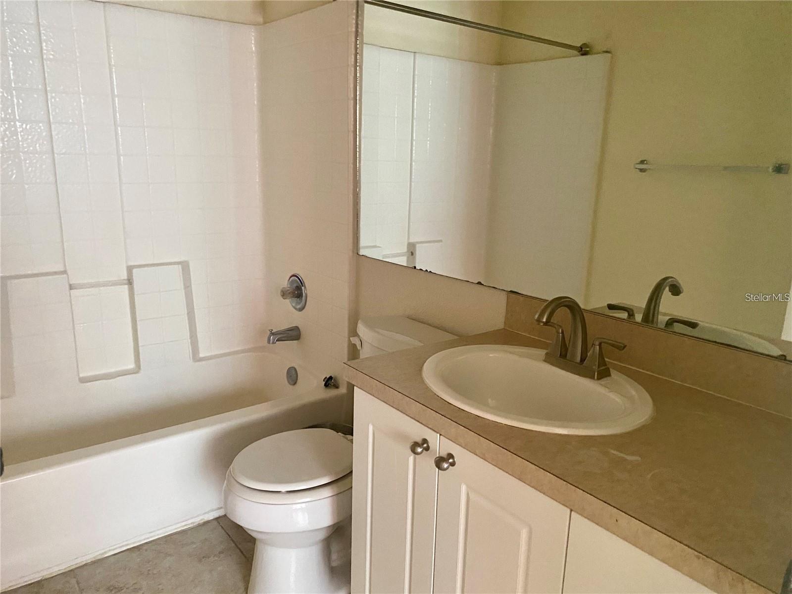 3325 S KIRKMAN RD #423, ORLANDO, FL, 32811