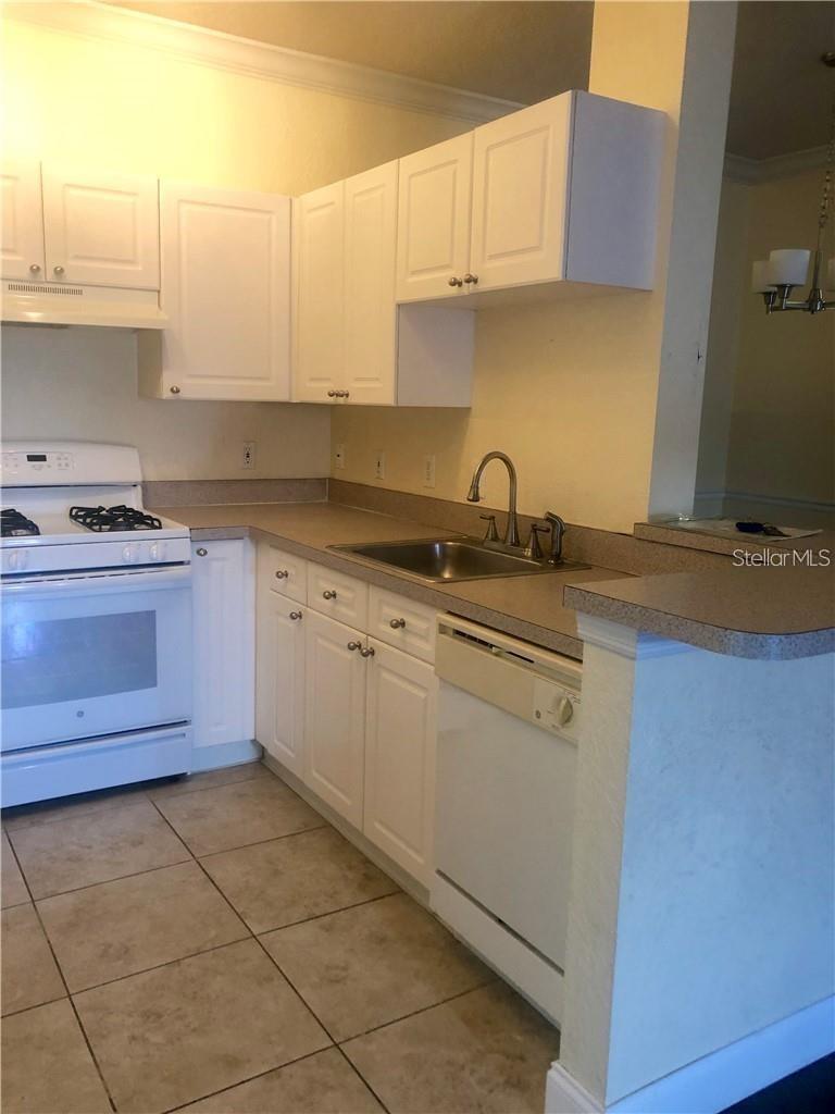 3325 S KIRKMAN RD #423, ORLANDO, FL, 32811