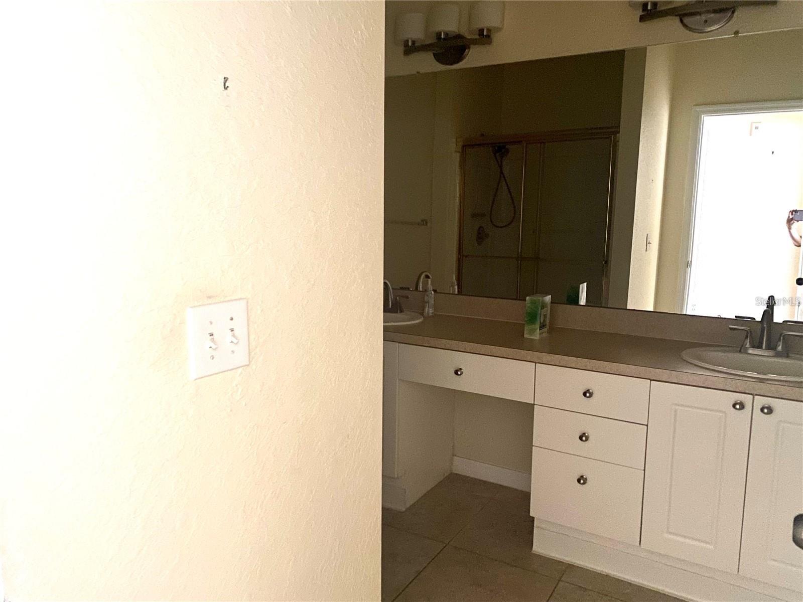 3325 S KIRKMAN RD #423, ORLANDO, FL, 32811