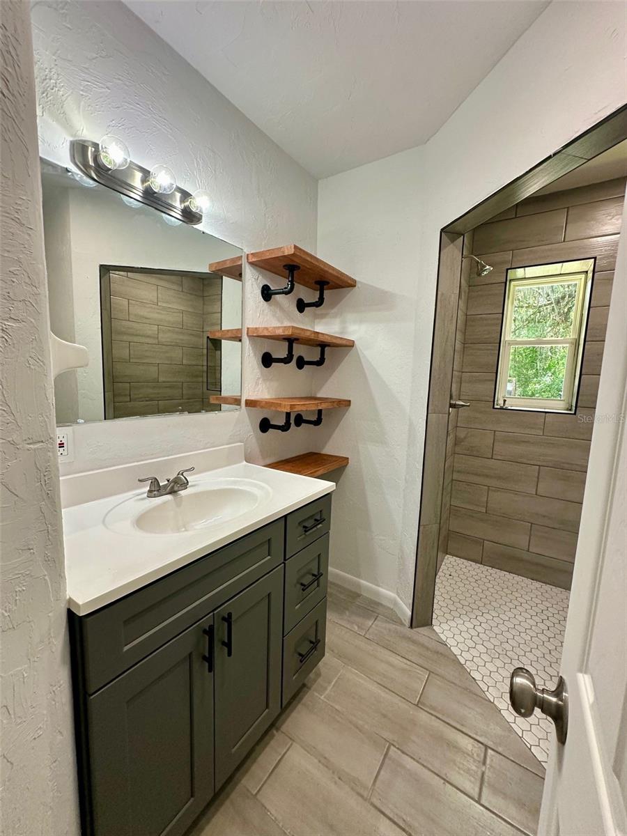 12104 NW US HIGHWAY 441, GAINESVILLE, FL, 32653