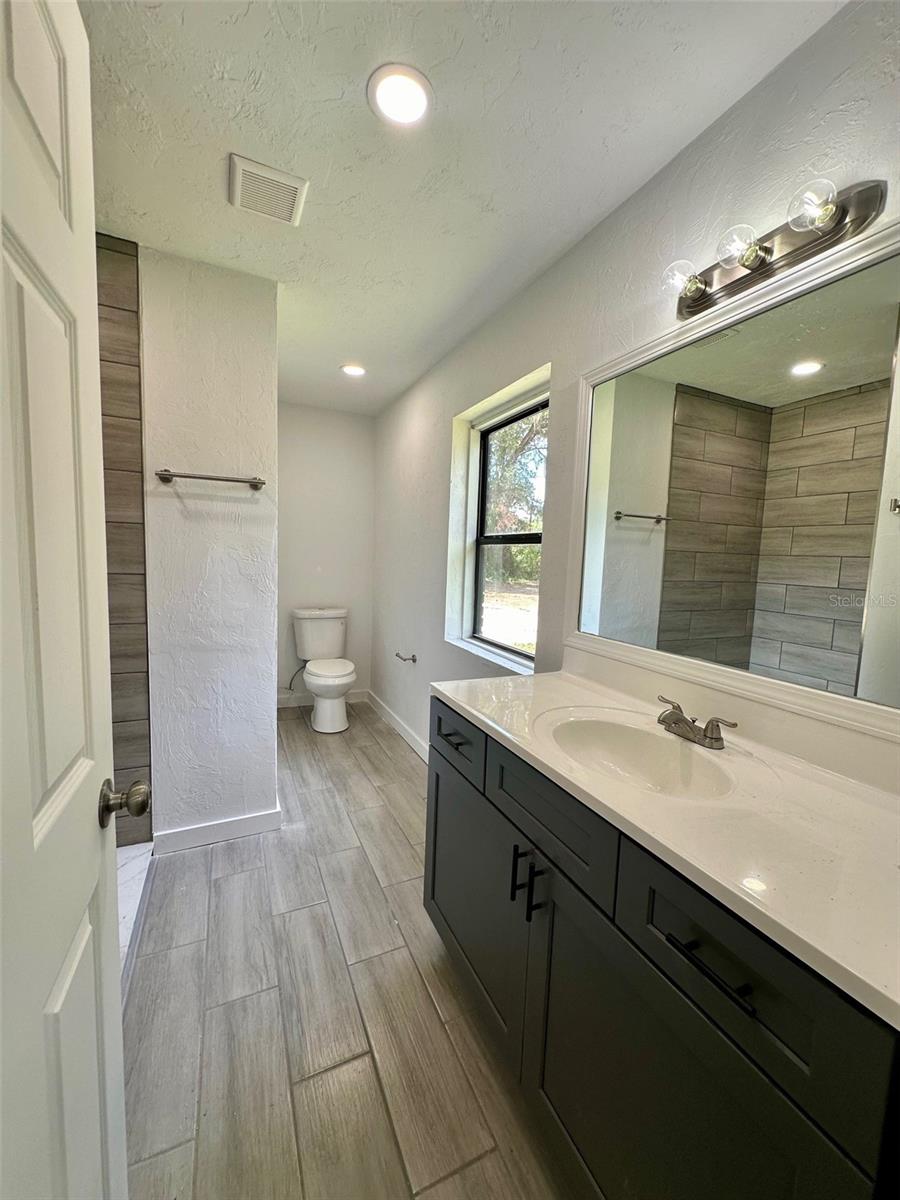 12104 NW US HIGHWAY 441, GAINESVILLE, FL, 32653